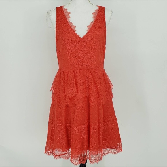NWOT BCBGMaxAzria Willa Lace Dress - Picture 3 of 11